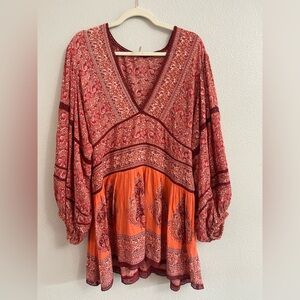 Free People Luna Scarf Print Tunic Red Paisley 100% Viscose Size Large